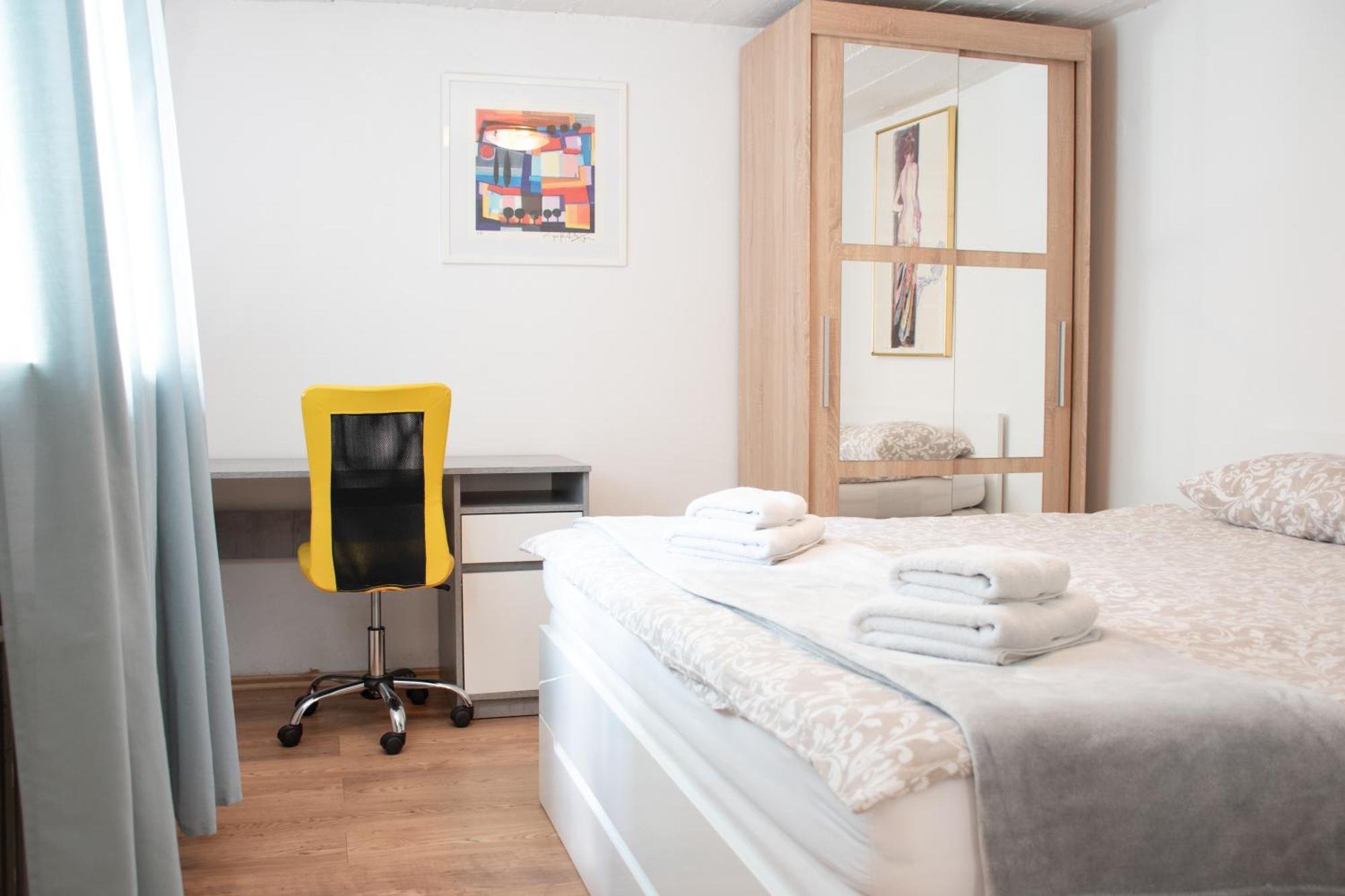 Twin-Magnolias Condo With Garden, Parking & Ev Station 자그레브 외부 사진