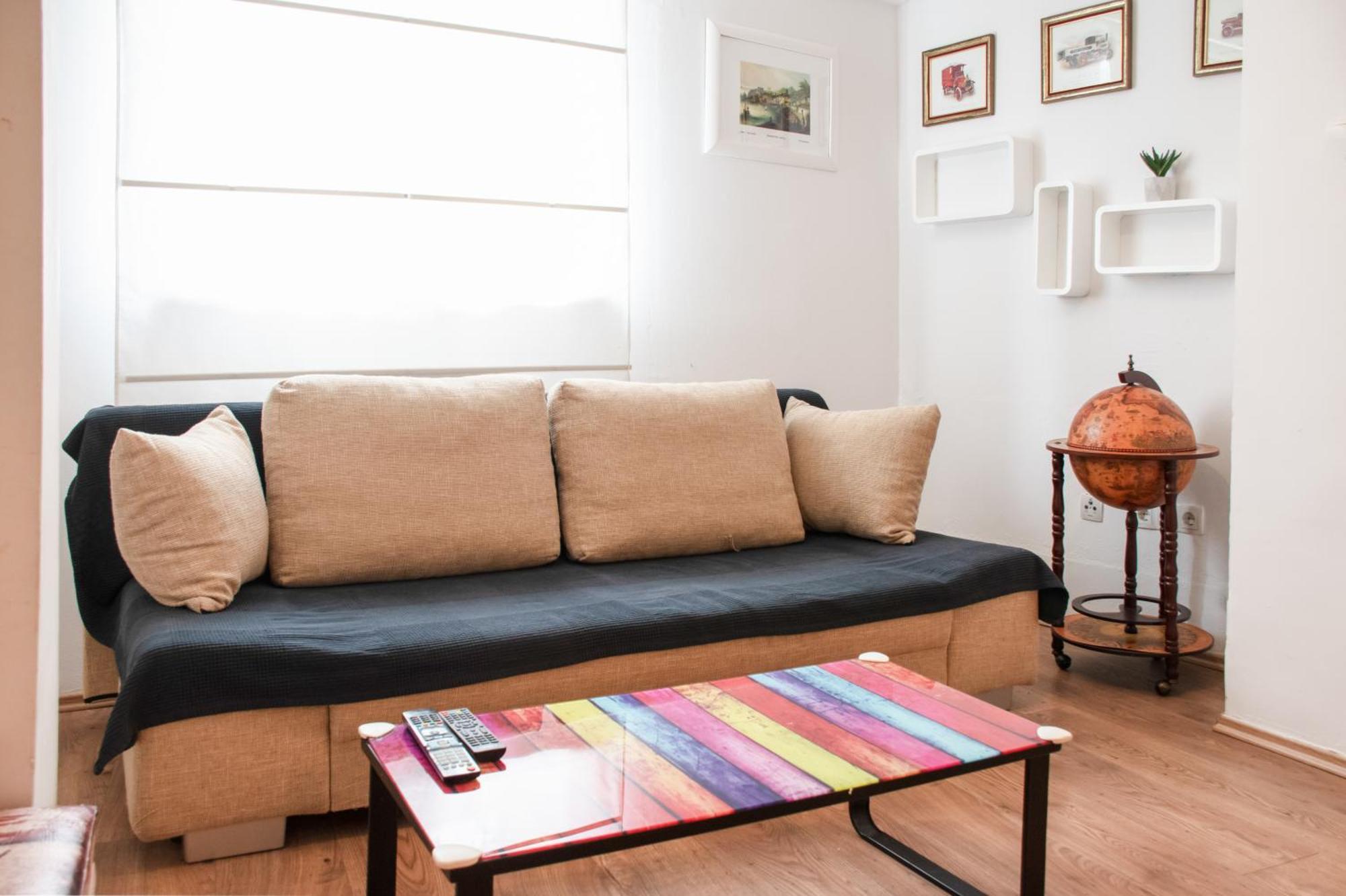 Twin-Magnolias Condo With Garden, Parking & Ev Station 자그레브 외부 사진