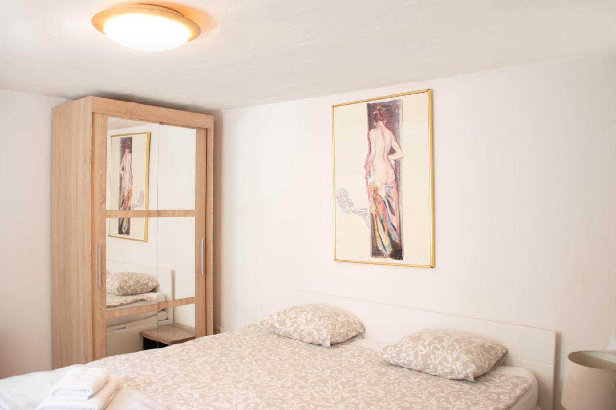 Twin-Magnolias Condo With Garden, Parking & Ev Station 자그레브 외부 사진